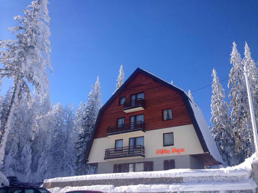 Apartments Villa Deja ยาโฮรินา ภายนอก รูปภาพ