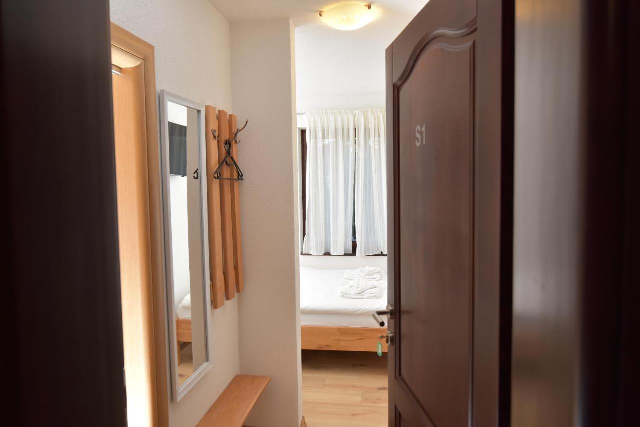 Apartments Villa Deja ยาโฮรินา ภายนอก รูปภาพ