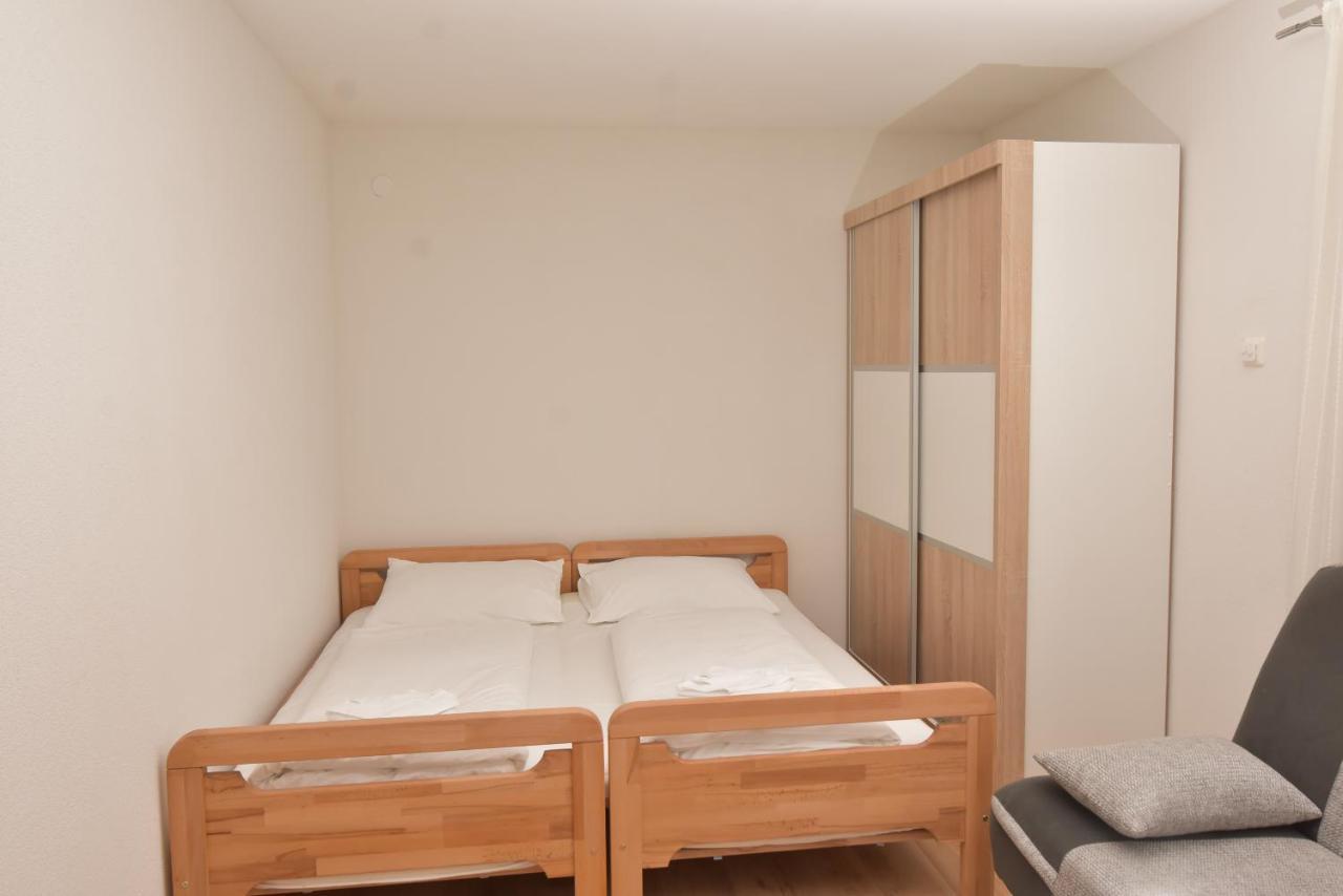 Apartments Villa Deja ยาโฮรินา ภายนอก รูปภาพ